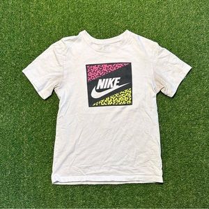 Nike Men's Sportswear T-Shirt Active Short Sleeve Graphic Tee